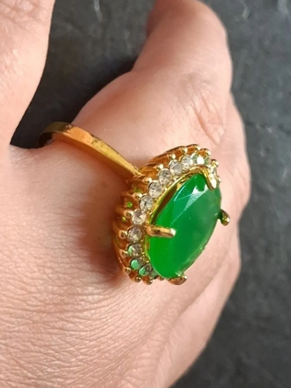 Large Gold Green Agate Ring